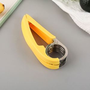 Coupe-banane jaune pratique en plastique pour salade et fruits – Hachoir à bananes - Product Image 5