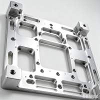 Plaque de montage en alliage d'aluminium usinée CNC, support de fixation d'équipement en aluminium usiné sur mesure de précision