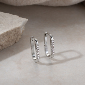 Boucles d'oreilles créoles plaquées or avec zircon serti clos pour femme, bijoux de fête EKA-242 - Product Image 2