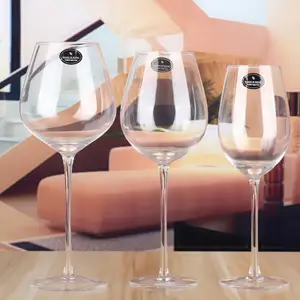 थोक उच्च गुणवत्ता वाले रेस्तरां विवाह कांच के बने पदार्थ कस्टम लोगो रेड वाइन पारदर्शी टेबलवेयर गॉब्लेट ग्लास कप