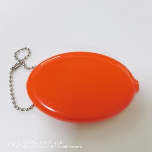 Tùy chỉnh hình dạng hình bầu dục <span class=keywords><strong>Silicone</strong></span> cao su bóp đồng xu trường hợp PVC Coin Purse Coin Wallet biểu tượng tùy chỉnh - Product Image 6