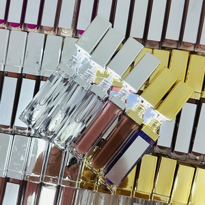 Vente en gros de <span class=keywords><strong>gloss</strong></span> à lèvres LED et miroir avec étiquette privée - Product Image 3