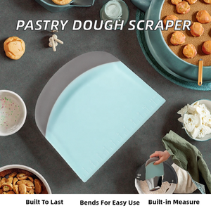 Golden View en STOCK Grattoir à pâtisserie flexible écologique en plastique pour gâteaux et pâtes, avec mesure - Product Image 2