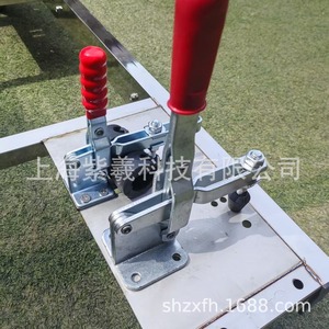 Les clips de transport pour drones Zixi sont pratiques et rapides à utiliser. - Product Image 4