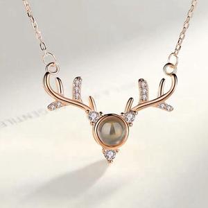 Mi corazón tiene tu corazón Proyección de amor ahuecado 100 tipos 100 idiomas <span class=keywords><strong>te</strong></span> <span class=keywords><strong>amo</strong></span> memoria collar con colgante de rodio para mujer - Product Image 1