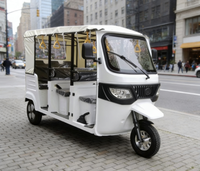 Nouveau style de tricycle électrique à moteur, type tuk-tuk, à double rangée et 6 places, pour le transport de passagers, idéal pour les entreprises de location de mototaxis.