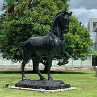 Sculpture de cheval antique en bronze grandeur nature, statue réaliste de cheval debout pour la décoration extérieure de villa et de jardin