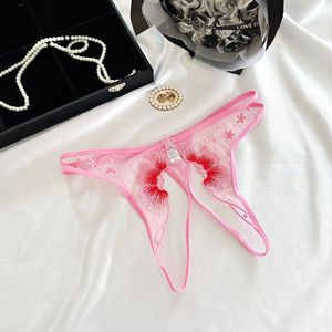 Perizoma Sexy in Pizzo con Ricami e Apertura all'Inguine, Mutandine Erotiche da Donna a Vita Bassa Traspiranti, Intimo Seducente Senza Bisogno di Rimuovere - Product Image 4