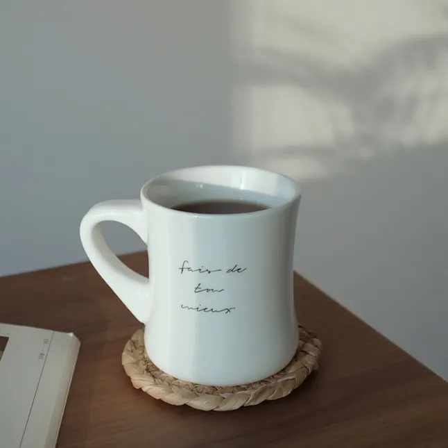 Creme Branco Cerâmica Custom Diner Coffee Mug Sublimação Em Branco Com Letras Minimalismo Caneca Retro Personalizado