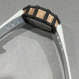 นาฬิกาข้อมือผู้ชาย ดีไซน์หรูหรา รุ่น YRM21-01 คาร์บอนไฟเบอร์ ทูร์บิญอง เครื่องกลไก ขายส่งจากโรงงาน - Product Image 4