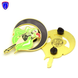 Chất Lượng Cao Ban Đầu Hợp Thời Trang Thương Hiệu Men Huy Hiệu Với Mèo Tai Lông Váy Và Màu Đen Lưỡi Liềm Thiết Kế Cùng Với Sự Ủng Hộ Thẻ - Product Image 2