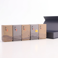 L'emballage durable de boîte rigide haut de gamme rigide personnalisée de qualité supérieure avec gaufrage offre une expérience de déballage inoubliable