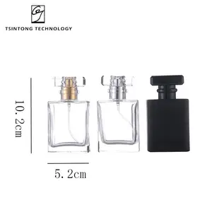Commercio all'ingrosso 30ml 50ml 100ml bottiglia di profumo di fragranza Spray quadrata piatta di lusso vuota bottiglia di vetro di profumo riutilizzabile nera