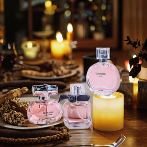 <span class=keywords><strong>Set</strong></span> di campioni di profumo floreale da <span class=keywords><strong>donna</strong></span> 3 pezzi Mini fragranze da viaggio con confezione regalo di lusso Eau De Parfum - Product Image 5