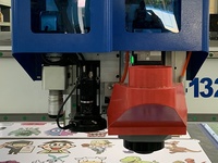 Routeur CNC 1325 ATC avec caméra CCD couteau oscillant et composants de noyau de broche moteur et boîte de vitesses outil de coupe combiné