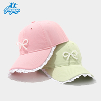 Vente en gros de casquettes en coton avec nœud perlé à la mode avec bord en dentelle casquettes de baseball ajustables de marque personnalisée pour adolescentes