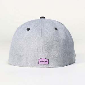 Gorras de Béisbol de Alta Calidad, 6 Paneles, Bordado 3D, Visera Plana, Dos Tonos, con Colores y Logotipo Personalizados, para Actividades al Aire Libre y Fiestas - Product Image 4