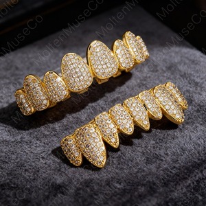 Bijoux Grillz Hiphop en Diamant Moissanite de Qualité Supérieure pour un Style Luxe Moderne et une Collection Cadeau Disponible au Meilleur Prix - Product Image 4