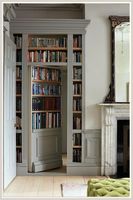 Porte de bibliothèque invisible moderne personnalisée CBMmart avec intérieur en verre, porte de bibliothèque cachée en bois, porte secrète Murphy