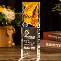 Honor Of Crystal 2024 Nouvelle Forme Personnalisée Trophée Vierge Plaque K9 Cristal Moderne Verre Cadeau