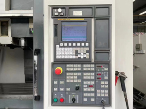 เครื่องจักรกลซีเอ็นซีแบบตั้ง YCM 106A VMC1060  ศูนย์เครื่องจักรกลซีเอ็นซีแบบตั้ง - Product Image 2