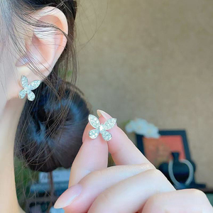 Pendientes de Oro Blanco de 18K con Diamantes Cultivados en Laboratorio, Diseño de <span class=keywords><strong>Mariposa</strong></span> Brillante, Elegantes y a la Moda para Mujer, Joyería Fina - Product Image 4