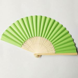 Éventail Pliant en Bambou Écologique, Vente en Gros Usine, Logo Personnalisé, Fait Main, Cadeaux Souvenirs de Mariage, Thème Amour Classique - Product Image 4