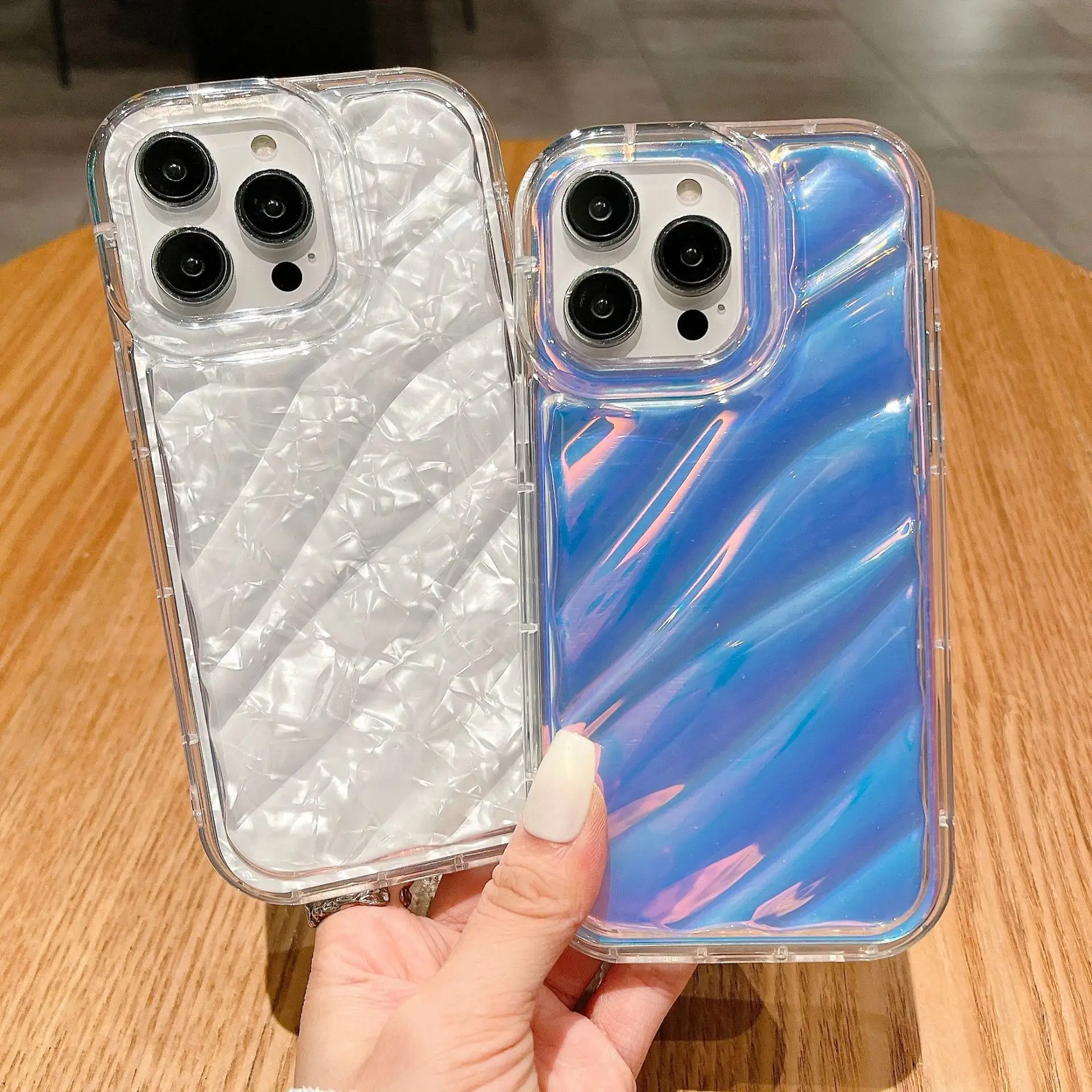 Funda de teléfono de silicona TPU con purpurina ostentosa anticaída a la moda, funda trasera móvil de grano ondulado para iPhone 11 12 13 14 15 Pro Max