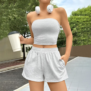 F240248 Nouveauté 2026 – Ensembles shorts d'été pour <span class=keywords><strong>femme</strong></span> – Deux pièces sexy et tendance avec crop top bustier – Tenue décontractée couleur unie – Ensemble deux pièces personnalisé - Product Image 3
