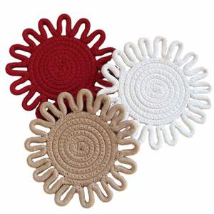 Sous-plat en coton tissé fait main de style nordique, exclusivité transfrontalière, en forme de fleur, pour table à manger, isolation quotidienne pour la maison et la cuisine - Product Image 5