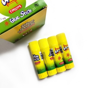 Bâton de colle PVA jaune personnalisé OEM, respectueux de l'environnement, fournitures scolaires pour l'artisanat, adhésif pour papeterie - Product Image 1