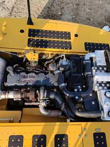 Excavadora Usada Komatsu PC220 de 22 Toneladas con Motor, Caja de Cambios y Bomba, en Stock en China para Inspección por Video - Product Image 4