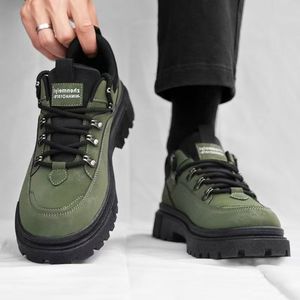 Chaussures de marche pour hommes 2026, nouvelles bottes de randonnée montantes noires pour le travail en extérieur, style anglais, chaussures décontractées pour hommes - Product Image 3
