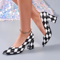 Nouvelles Escarpins Élégants à Carreaux en Similicuir Confortables et Doux pour l'Été 2026, Talon Carré de 7 cm, Bout Pointu, Idéals pour les Fêtes et le Quotidien, pour Femmes