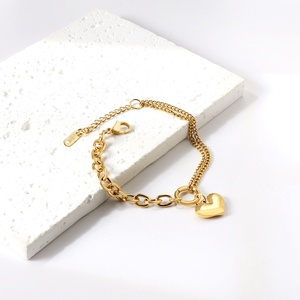 Joyería de Moda OEM al por Mayor, Pulseras de Acero Inoxidable Chapadas en Oro de 18k con Corazón, Resistentes al Agua, para Mujer - Product Image 3