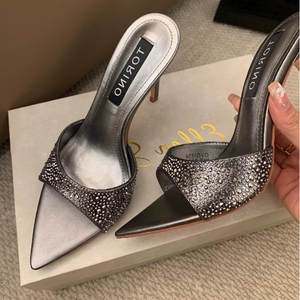Sandalias de tacón con diamantes de imitación para mujer, estilo mule con punta en pico y tacón de aguja, sandalias deslizantes sexys para novias, fiestas de graduación y eventos nocturnos. - Product Image 2