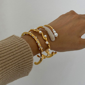 <span class=keywords><strong>Bracciale</strong></span> MS Stile Charm Aperto a Polsino in Acciaio Inossidabile con Perle per <span class=keywords><strong>Donna</strong></span> Gioielli di Moda Impermeabili e che Non Sbiadiscono - Product Image 2