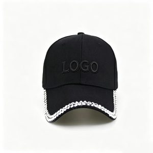 Casquette de baseball personnalisée avec strass, logo brodé blanc et visière ornée de cristaux, style trucker - Product Image 2