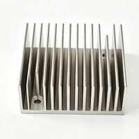Disipador de Calor de Aluminio Procesado por CNC Personalizado, 50 (Ancho) * 20 (Alto) * 45 (Largo) mm, Disipador de Calor para Chip IC PCB