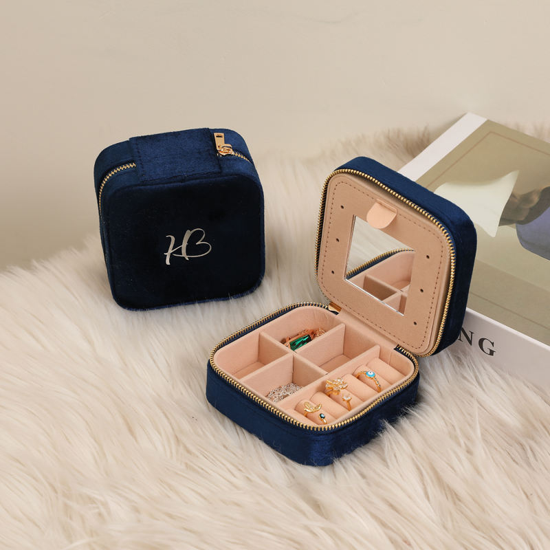 สีน้ำเงินกรมท่า