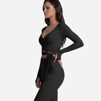 Ensemble de yoga personnalisé pour femmes, style Lisa, ensemble de sport et de fitness 3 pièces à manches longues, vêtements de yoga, haut de yoga à bretelles croisées à l'avant, style ballet