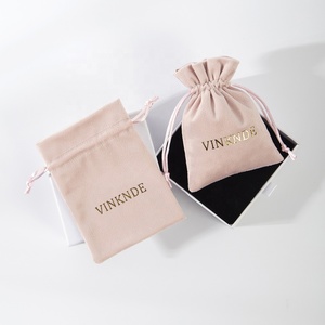 Envío Gratis: Bolsa de Almacenamiento de Joyas Rosa Suave de 13x18 cm, Bolsa de Maquillaje Sostenible para Pendientes y Bastones Quita Manchas para Mujer - Product Image 3