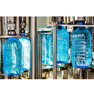 A à Z automatique <span class=keywords><strong>3</strong></span> 1 Machine de remplissage d'eau potable pure Ligne de production complète d'embouteillage pour animaux de compagnie Tension 220v Fabricant direct - Product Image 2