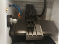 Tour CNC miniature à banc incliné CK32P avec guide linéaire pour outils multiples, machine de tournage CNC légère pour le traitement des métaux