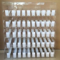 Étagère de présentation de cigarettes en acrylique personnalisée avec propulseur