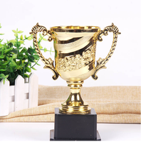 Wenzhou Usine Ventes Directes En Plastique Artisanat Étoile Trophée Mini Trophée Prix Maternelle Sport Compétition Prix Trophée Personnalisé