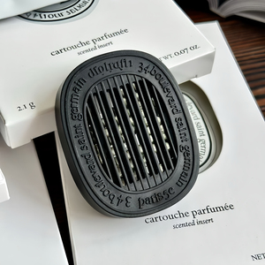 Difusor de Aromas para Auto de Lujo, Colgante y Ventilable, Fragancia Francesa, Alta Calidad y Larga Duración, Hermoso - Product Image 1