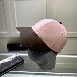 Gorra de Béisbol con Forma de Pico, Ajustable para Todas las Estaciones, Sombrero para el Sol de Alta Calidad, Estilo de Diseñador, Apta para Hombres y Mujeres - Product Image 4