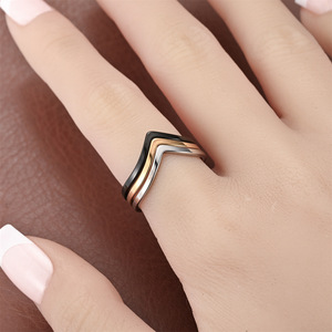 패션 변색 방지 PVD 도금 실버 18K 골드 스테인리스 스틸 바다 물결 반지 여성 남성용 주얼리 - Product Image 6