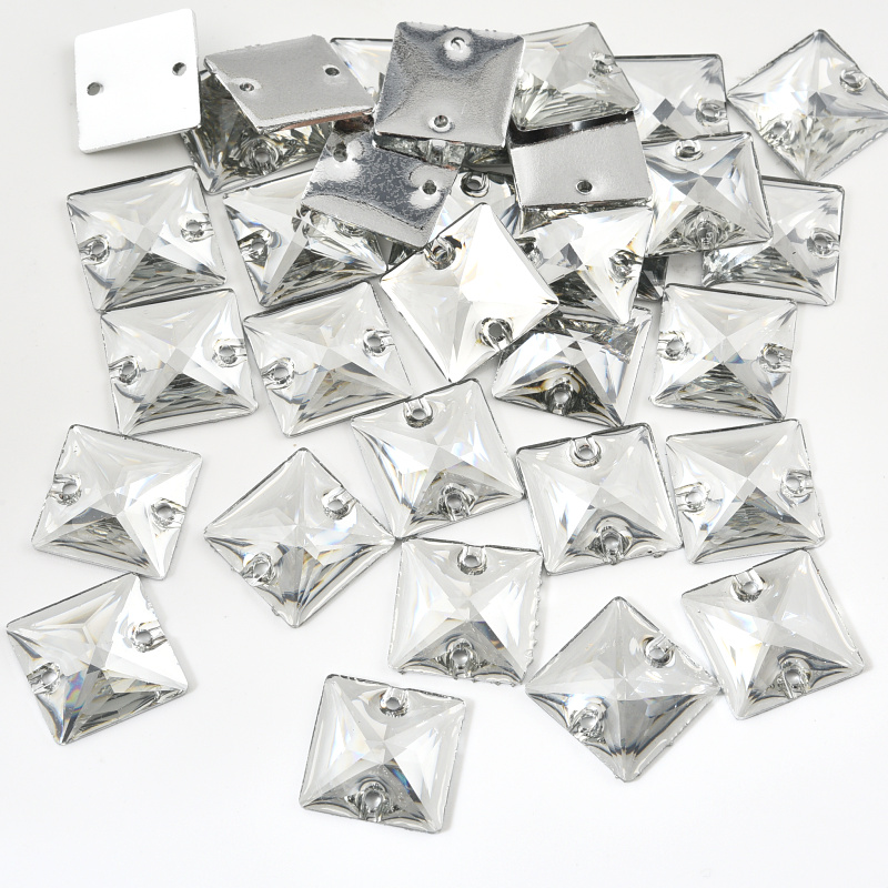 C01	Cristal